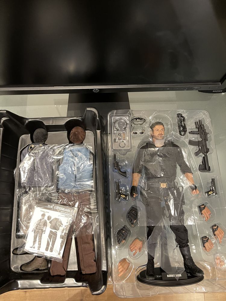 Фигурка 1/6 hot toys mms 194 THE EXPENDABLES 2 BARNEY ROSS