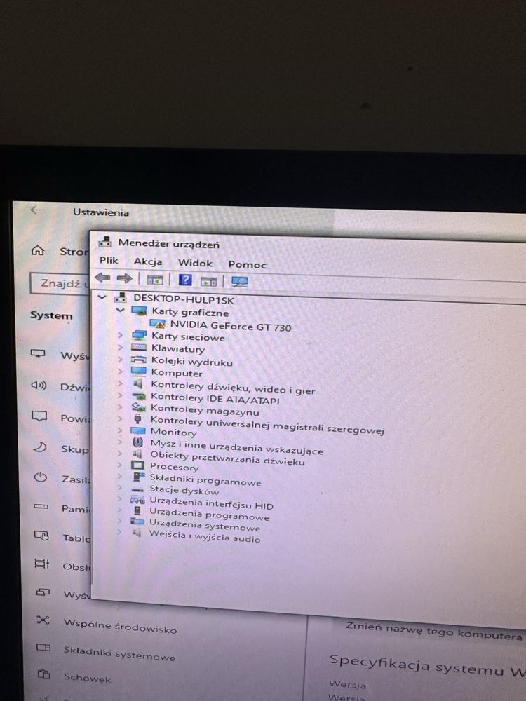 Komputer Gamingowy Intel i5 GeForce GT730 8GB RAM+ Monitor Lg + mysz