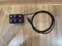 Sim Racing Button Box – 4 przyciski + 2 pokrętła, USB, plug&play