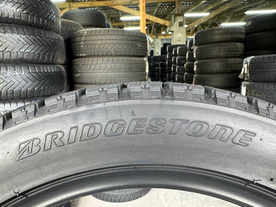 Липучка арктична 215/50 R17 BRIDGESTONE BLIZZAK VRX