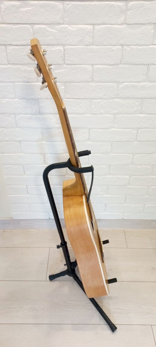 Gitara Defil. Średnia