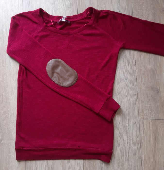 Cienki sweterek Bershka