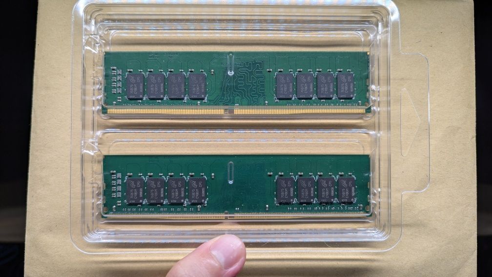 Оперативна пам'ять super talent DDR4 2400 16G 2x