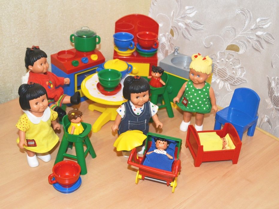 LEGO Duplo Dolls 2952 Marie Кукла с коляской