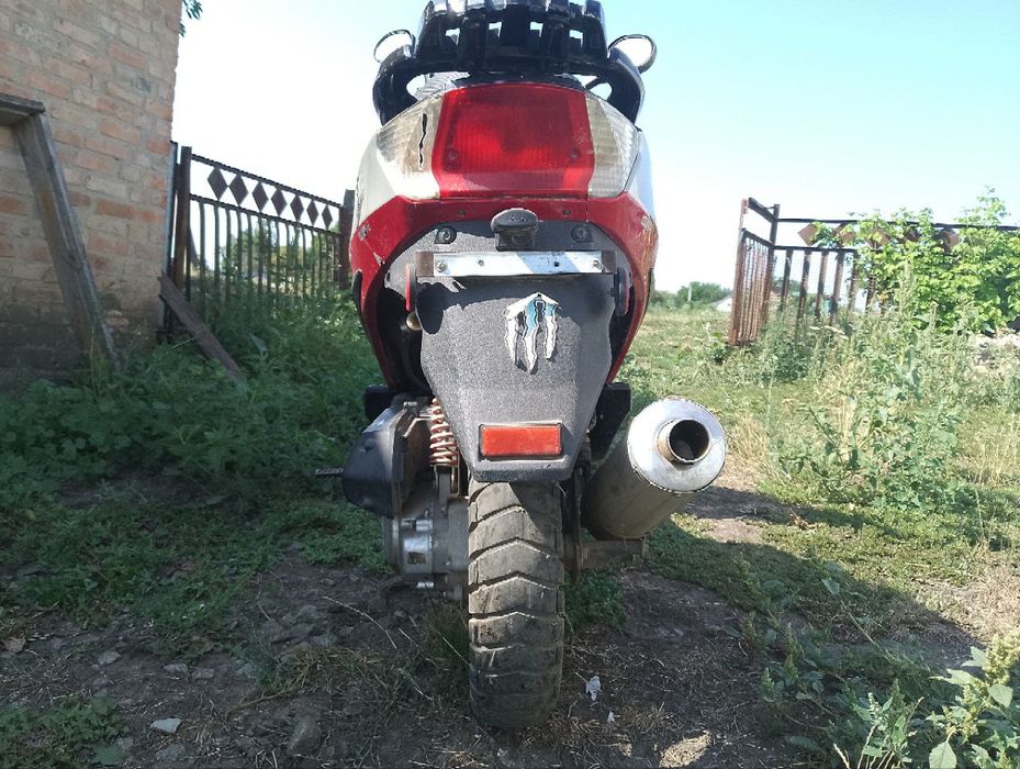 Продам скутер сузукі Viber storm 50