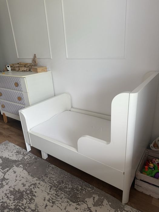 Łóżko dziecięce rosnace wraz z dzieckiem Ikea Busunge