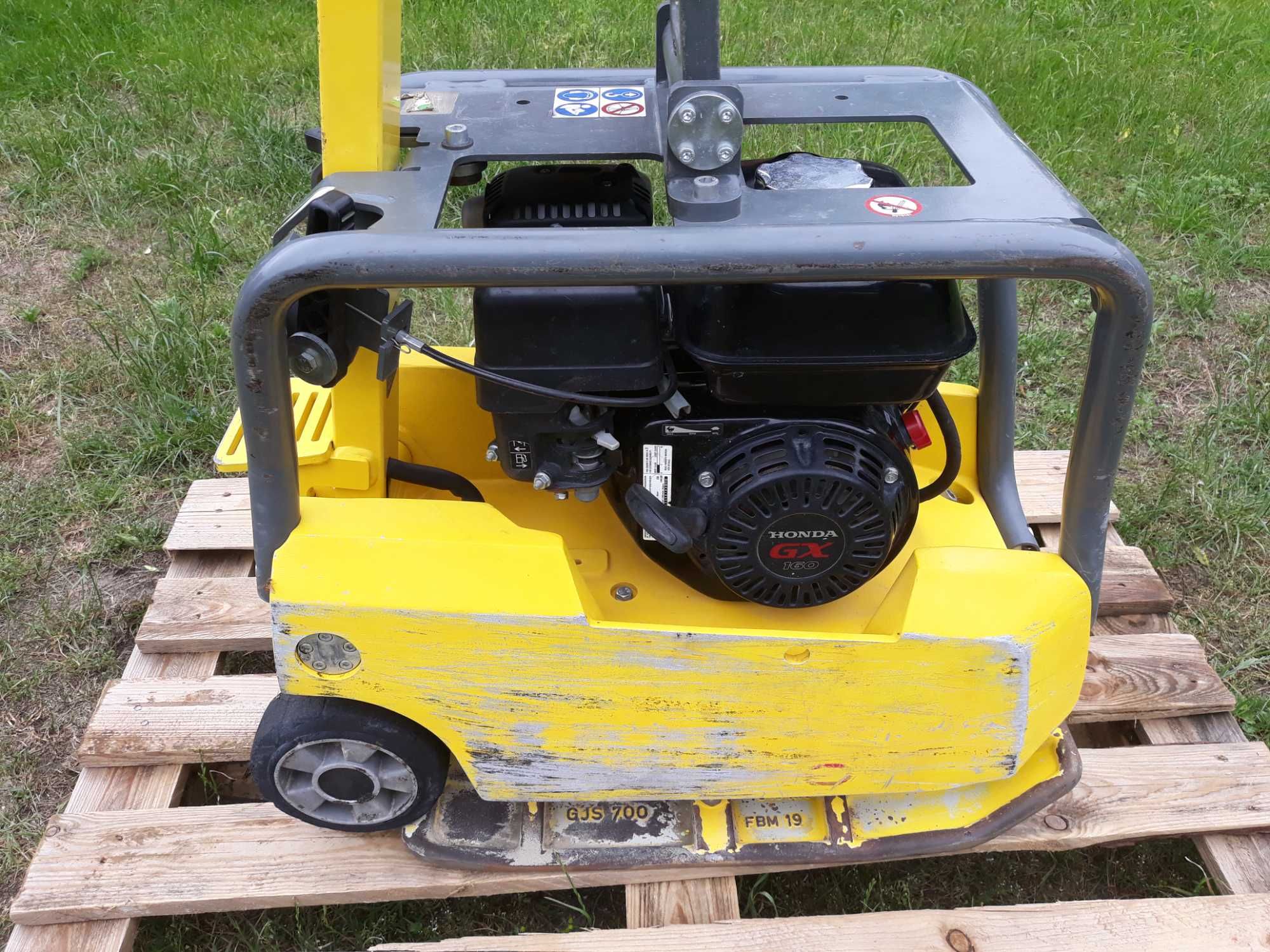 Zagęszczarka Wacker BPU2540A oryginał dwukierunkowa kółka 145kg 2020r