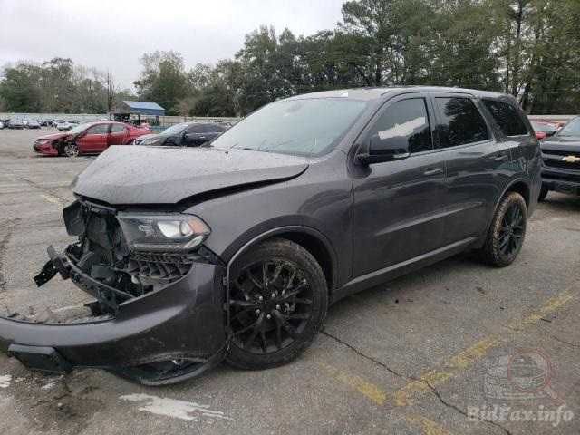 Dodge Durango 5.7 HEMI, R/T, z 2015 roku, model USA.