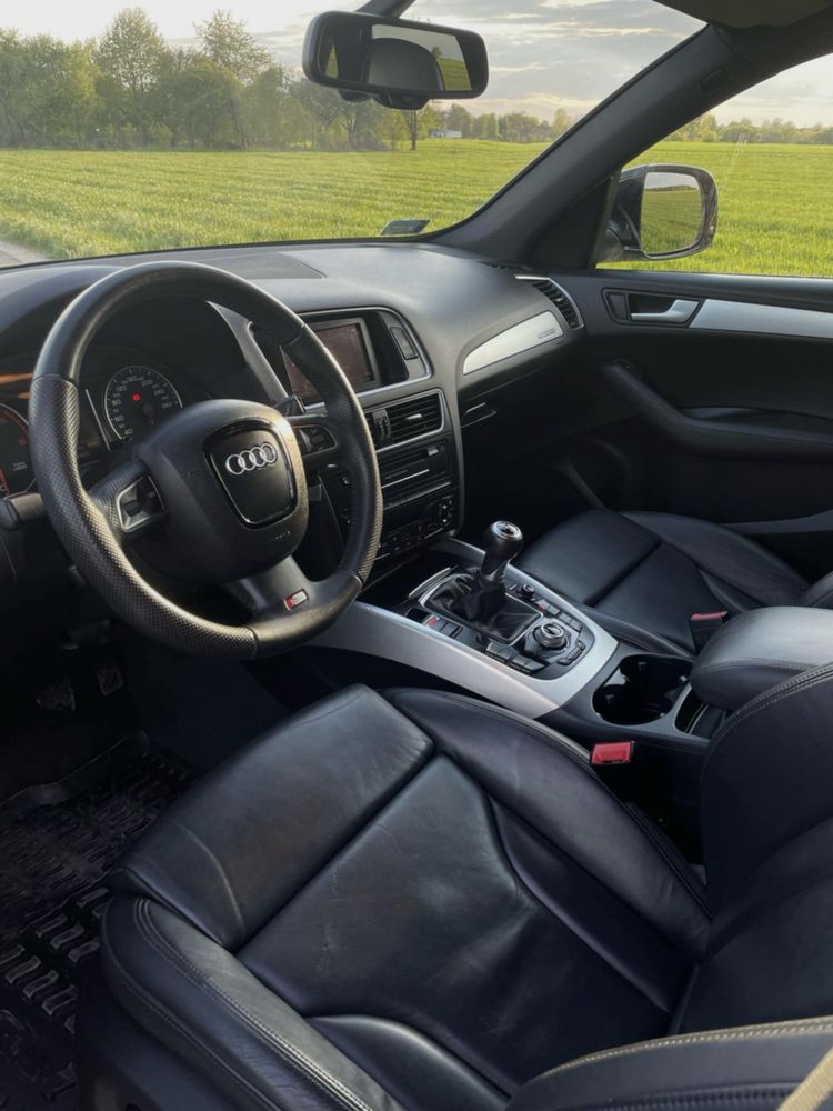 Sprzedam AUDI Q5 S-line 2.0 TDI QUATTRO