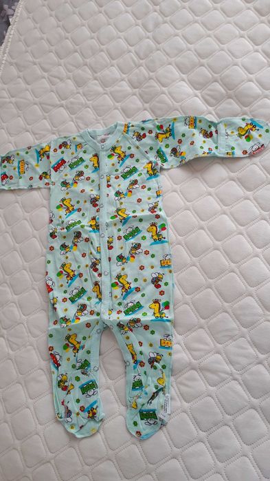 Пакет речей для дівчинки