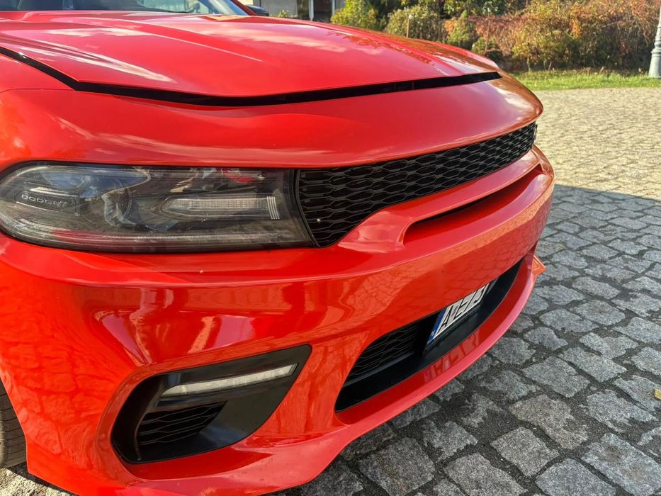 Dodge Charger „Go Mango HEMI – brzmi tak dobrze, jak wygląda