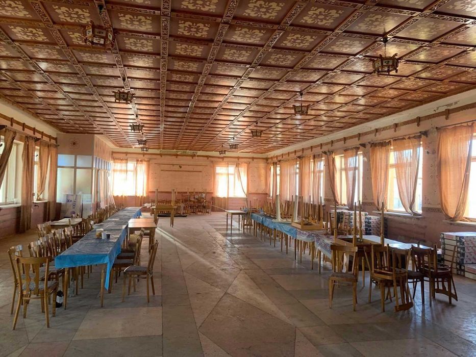 ПРОДАЖ готелю/житлового будинку у с. Стольне (Менський район)