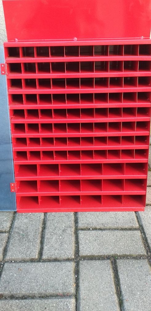 Metalowa polka organizer na wiertla