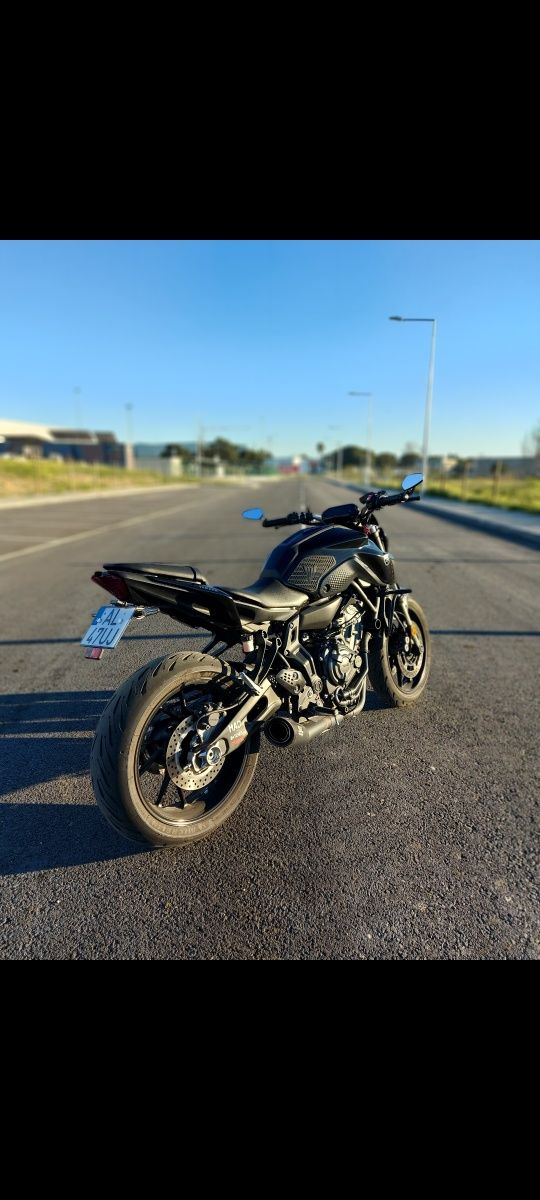Yamaha mt07 2021