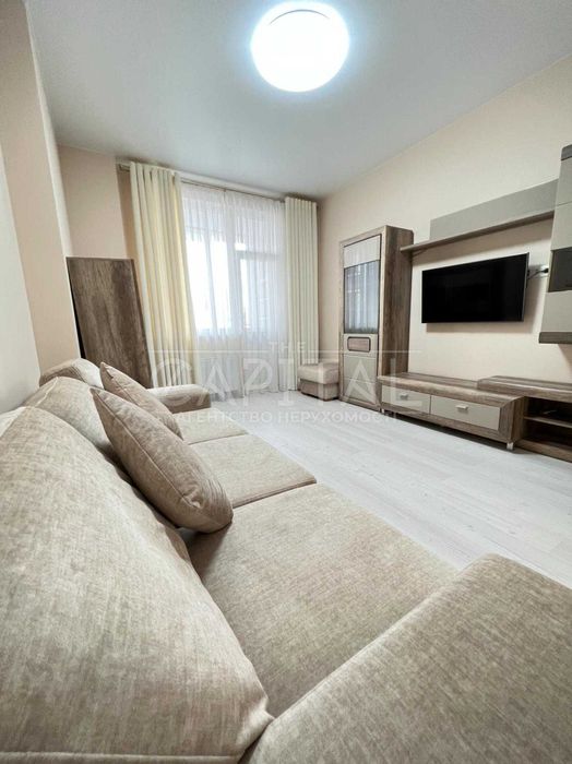 Оренда Перша Здача ЖК Престиж Холл Київ, Печерськ Василя Тютюнника