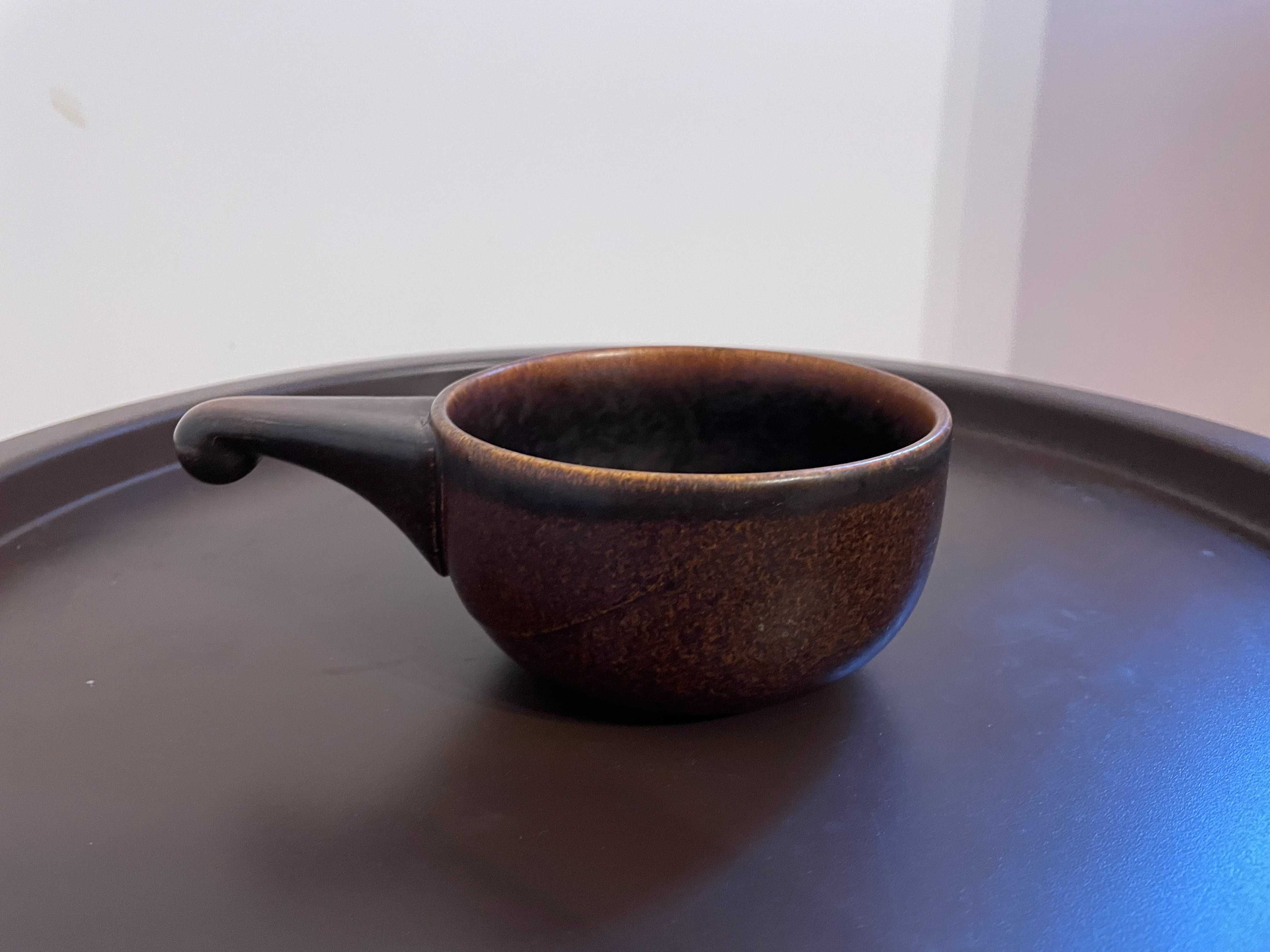 Pojemność ceramiczna z uchwytem misa miska na sos, talerz brązowy