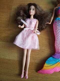 Barbie - 5 lalek i interaktywne Syrenka, Teresa