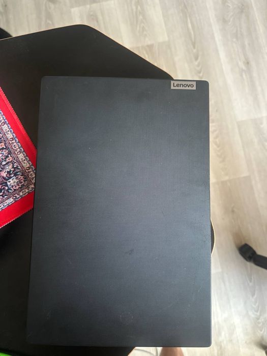 Ноутбук Lenovo IdeaPad с коробкой