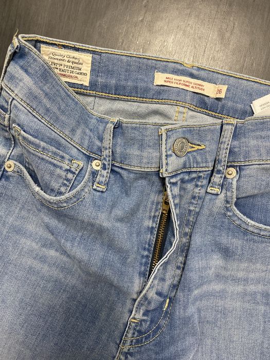 Jean Levi’s Mulher Mile High Super Skinny Azul Claro W26 L30