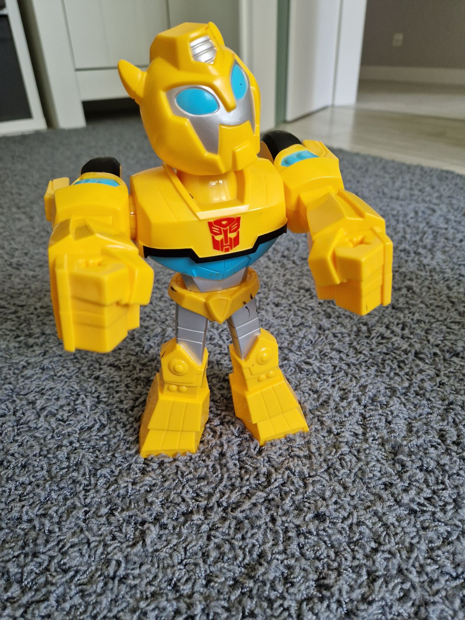 Robot żółty plastikowy dla chlopca