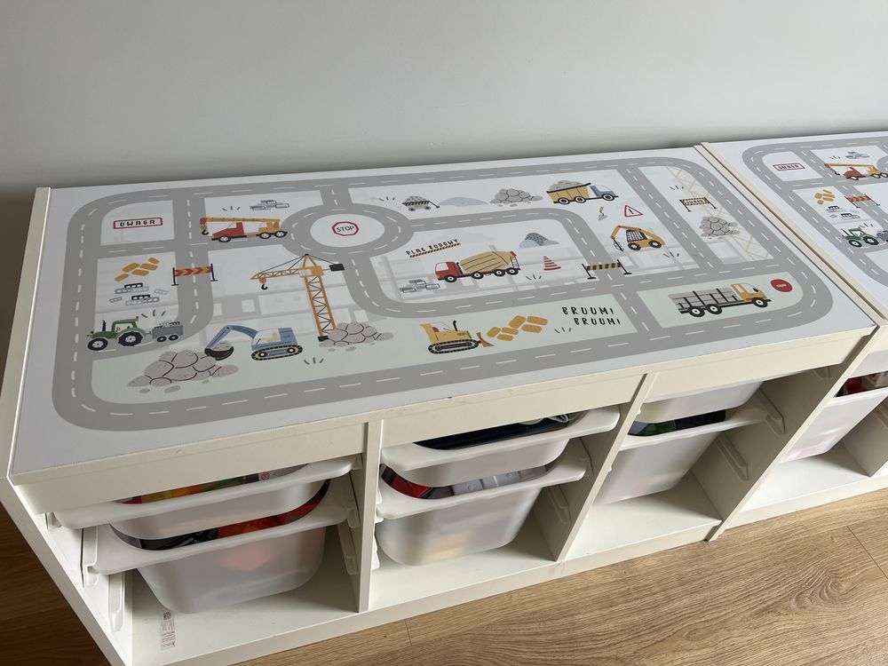 Ikea Trofast dwa regały z pojemnikami