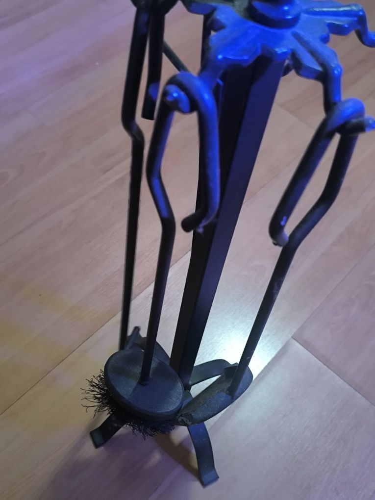Utensílios de lareira