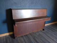 pianino LEGNICA z lat 70tych