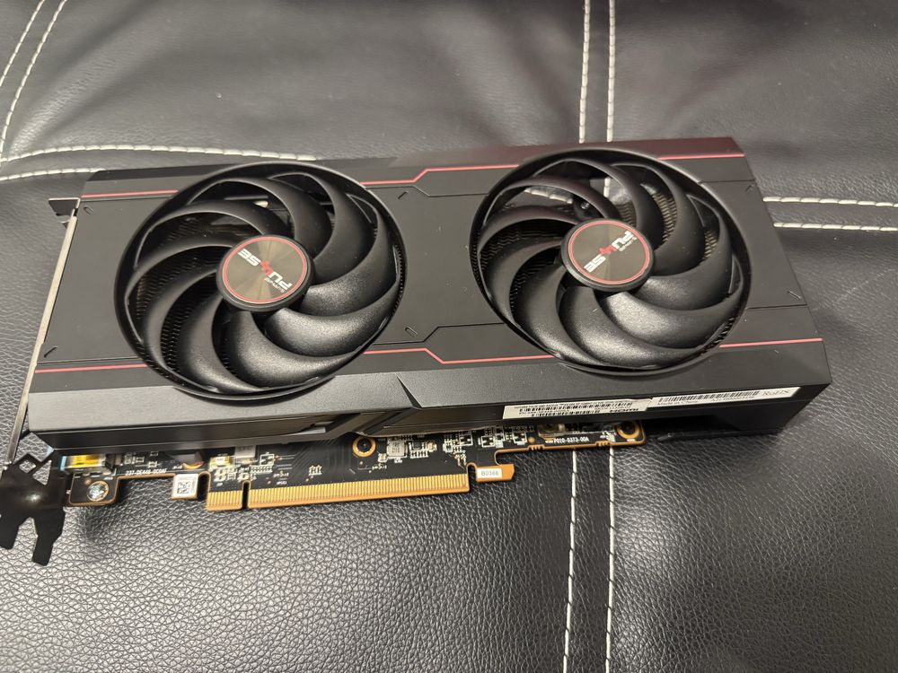 Відеокарта RX 6600XT Sapphire Pulse 8gb Gaming OC