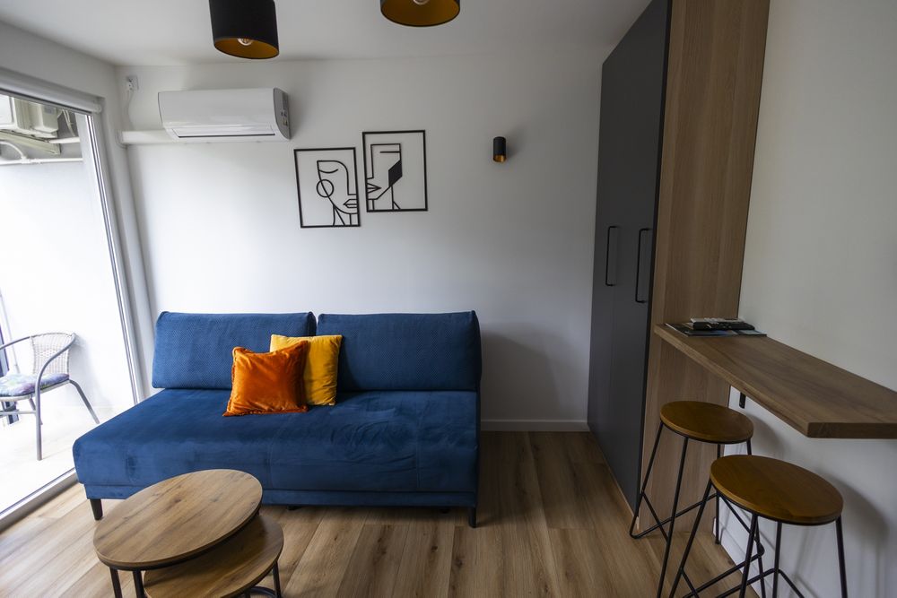 Apartamenty z balkonem, pokoje, Okuninka
