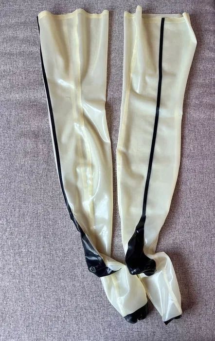 780/ Bielizna pończochy XL lateks latex 0.4 transparentne pełne stopy