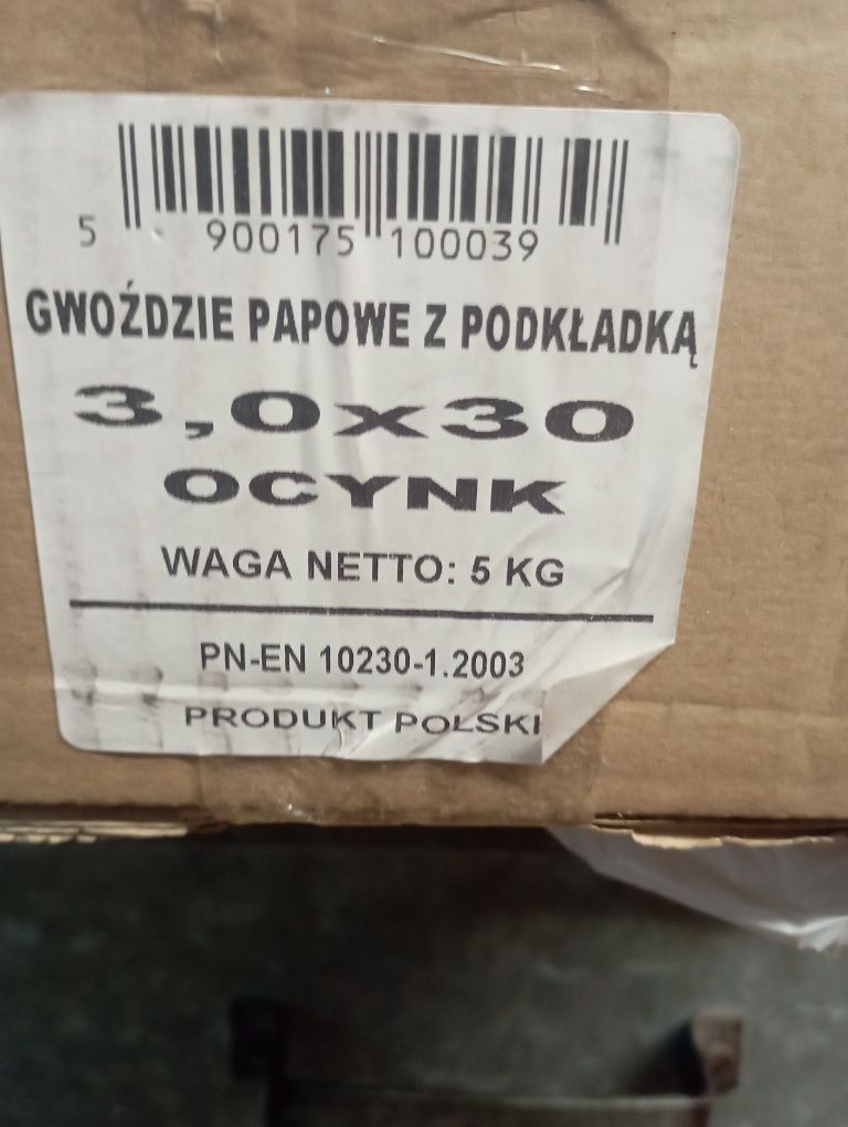 Gwoździe papowe z podkładką