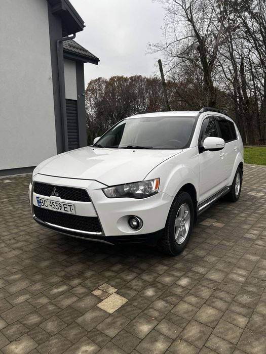 Mitsubishi Outlander 2010