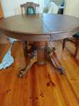Conjunto de mesa e cadeiras