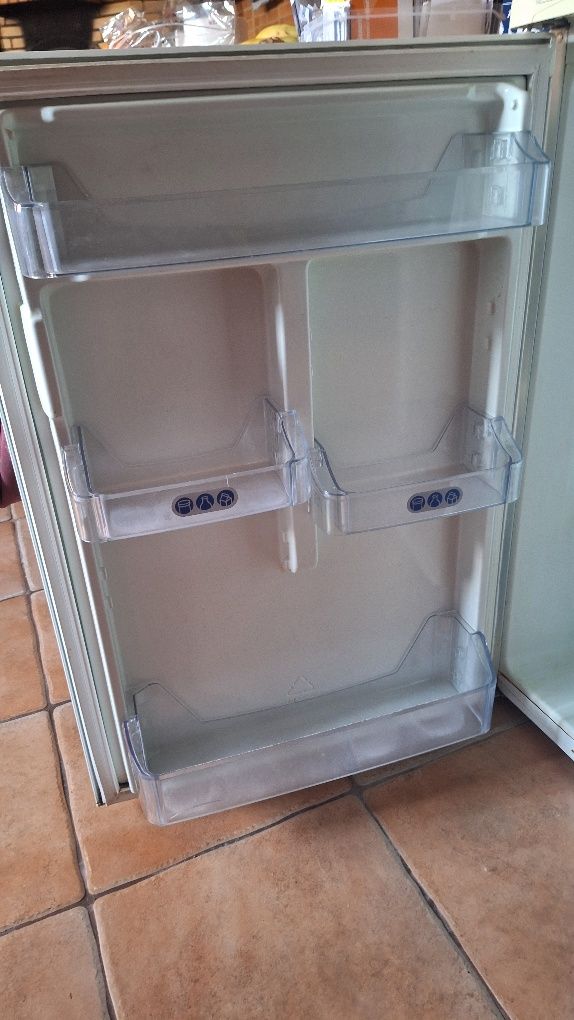 Frigorífico mini bar