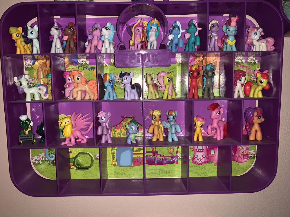 Поні Filli та my little pony з замком, будиночком і каруселлю