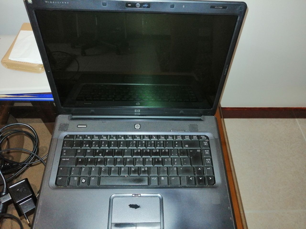 PC Portátil HP G7000