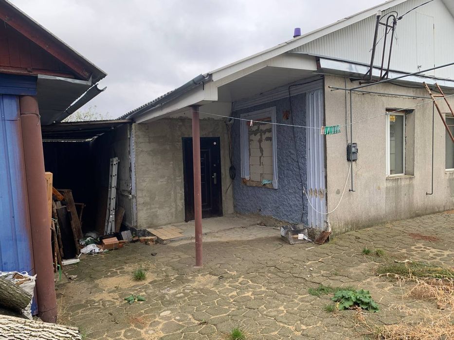 Вітаю, продаю будинок в місті Подільськ  вул яблунева 21 .