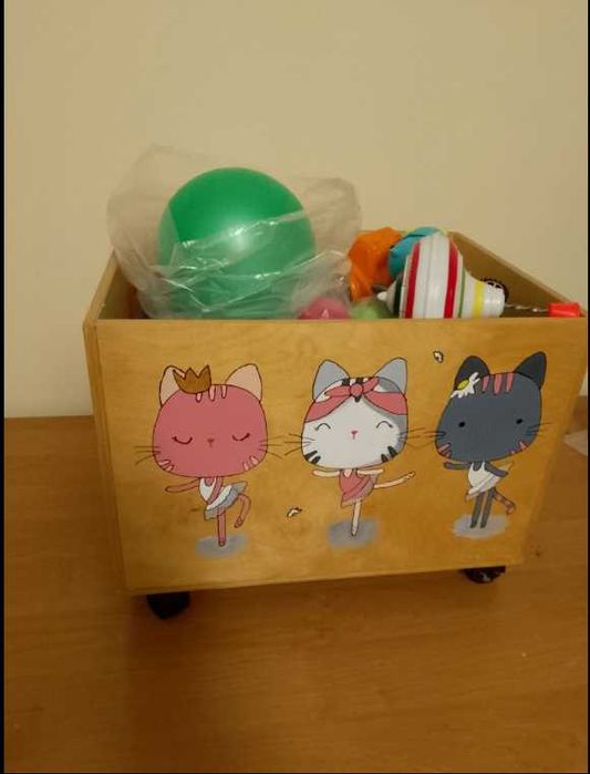 Ящик для іграшок, пересувний