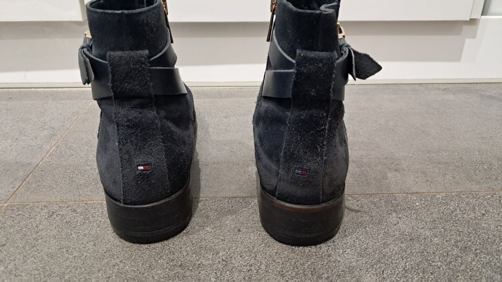 Buty botki Tommy Hilfiger rozmiar 40.