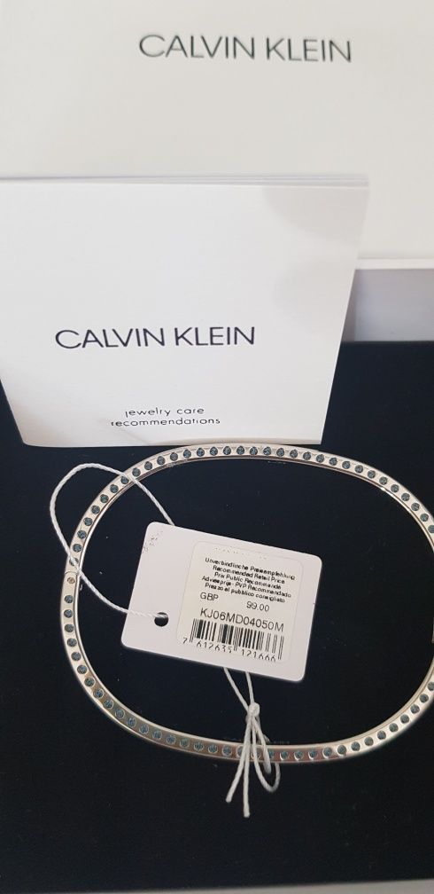 Calvin Klein bransoletka w kolorze srebrnym z kamykami