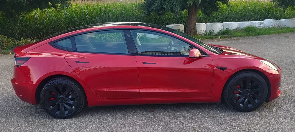 Tesla Model 3 Standard Range Plus RWD