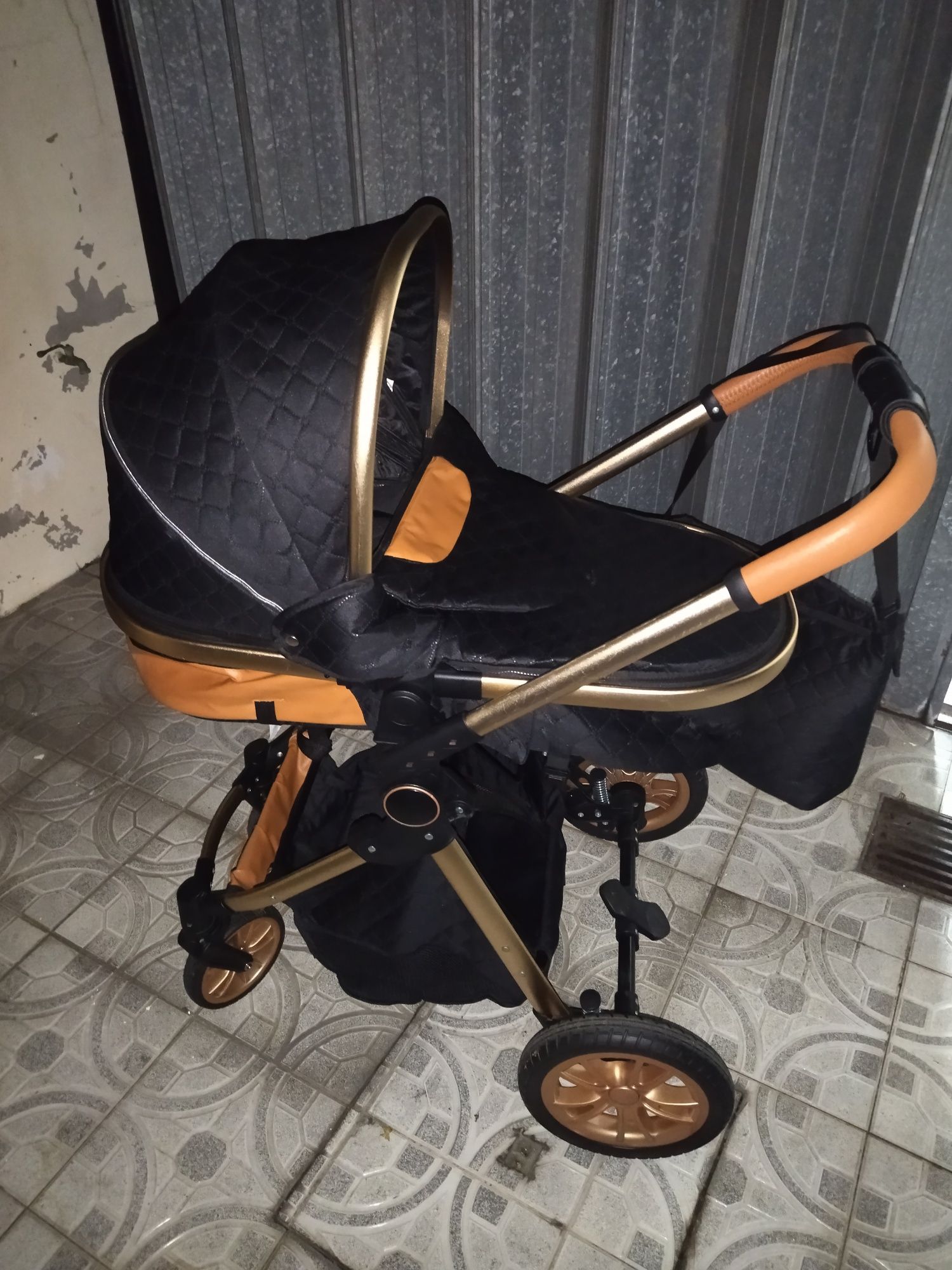 Carrinho bebé 3 em 1 com isofix