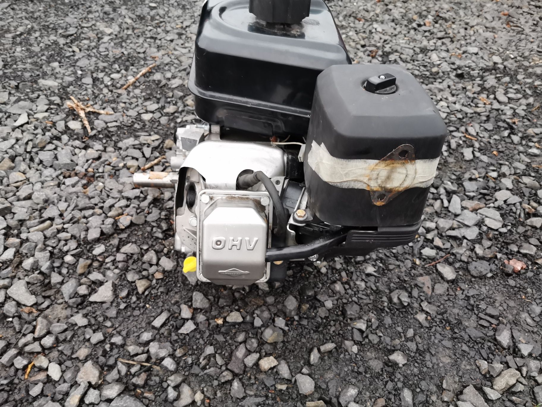 Silnik briggs&stratton vadguard 10hp uszkodzony