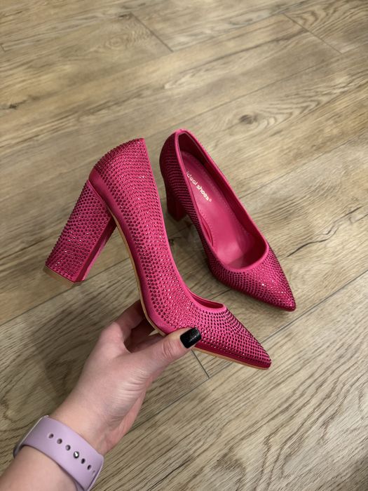 Nowe różowe fuksjowe cekinowe czółenka buty na obcasie 36 Ideal Shoes