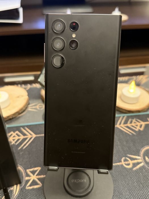 Samsung Galaxy S22 Ultra, stan bardzo dobry