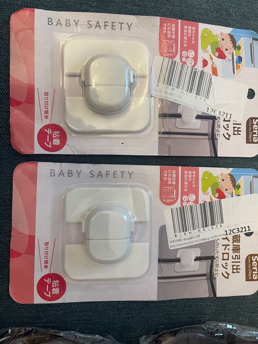 Захист від дітей для тумбочок, шаф, холодильника, шухляд