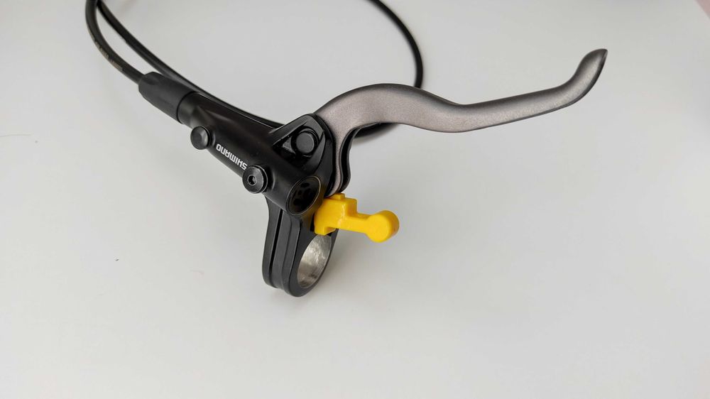 Тормозная ручка Shimano MT401 (правая, задняя)
