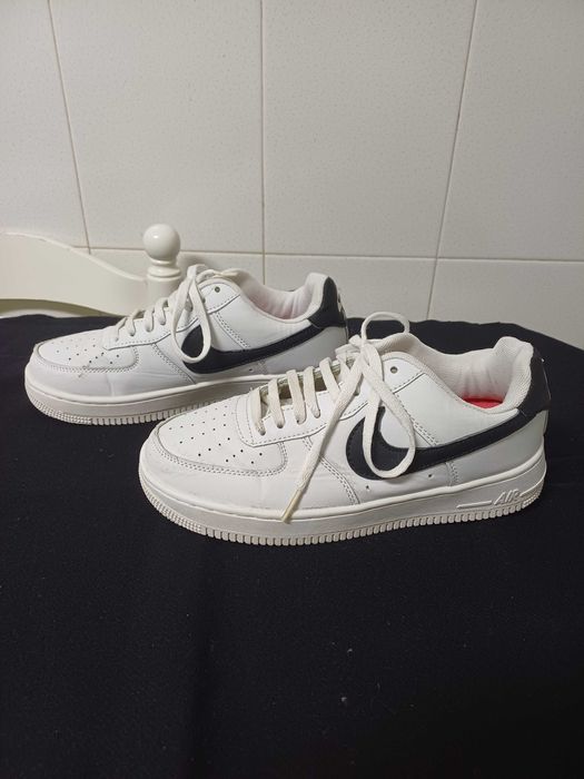 Ténis NIKE AIR brancos Nº39