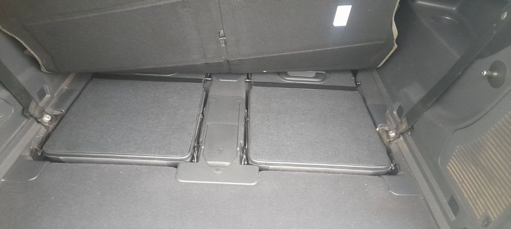 Продам автомобіль Опель Zafira