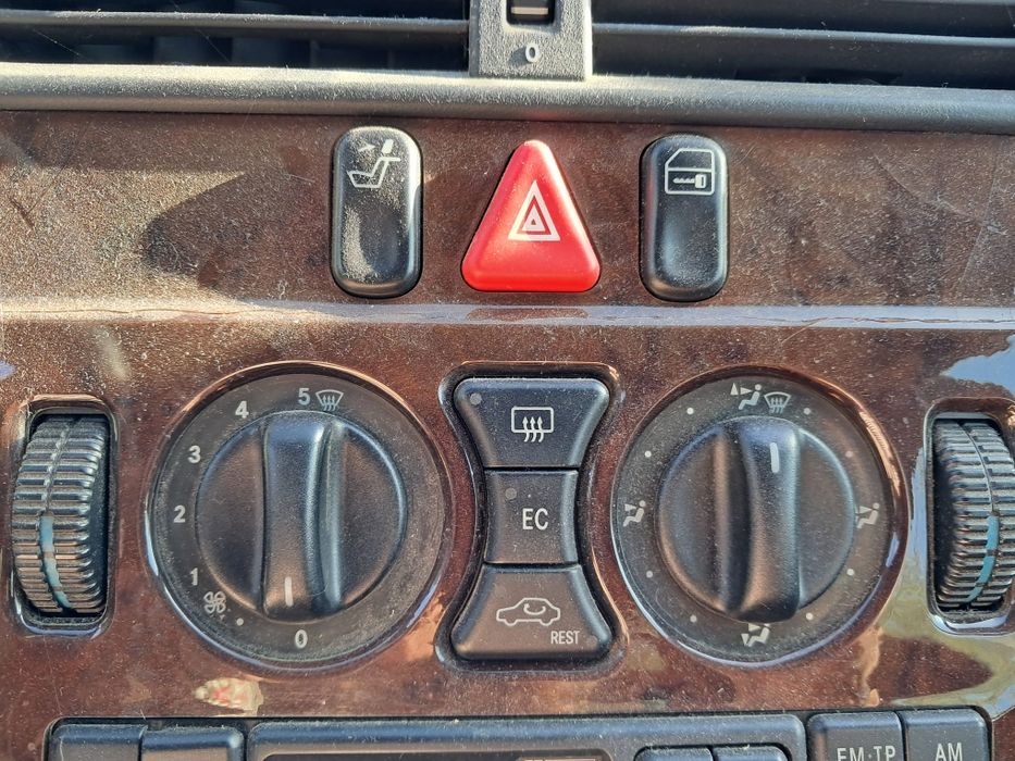 Mercedes C180 gasolina W202 para peças todo Material disponivel